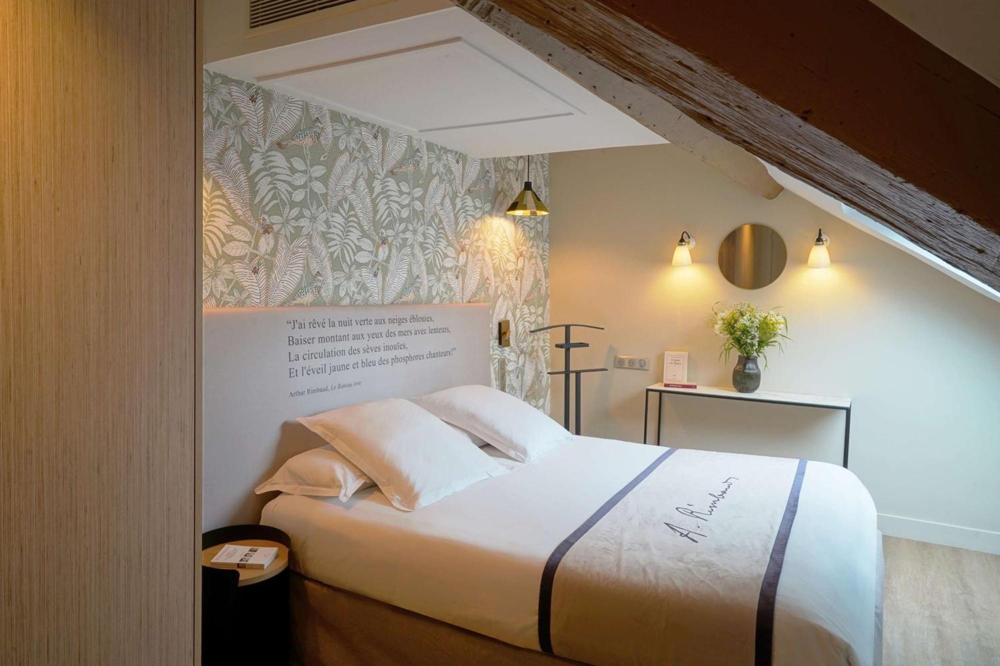เสต์ เวสเทิร์น โฮเต็ล ลิตเตแรร์ อาร์เทอร์ แร็งโบด์ Hotel ปารีส ภายนอก รูปภาพ