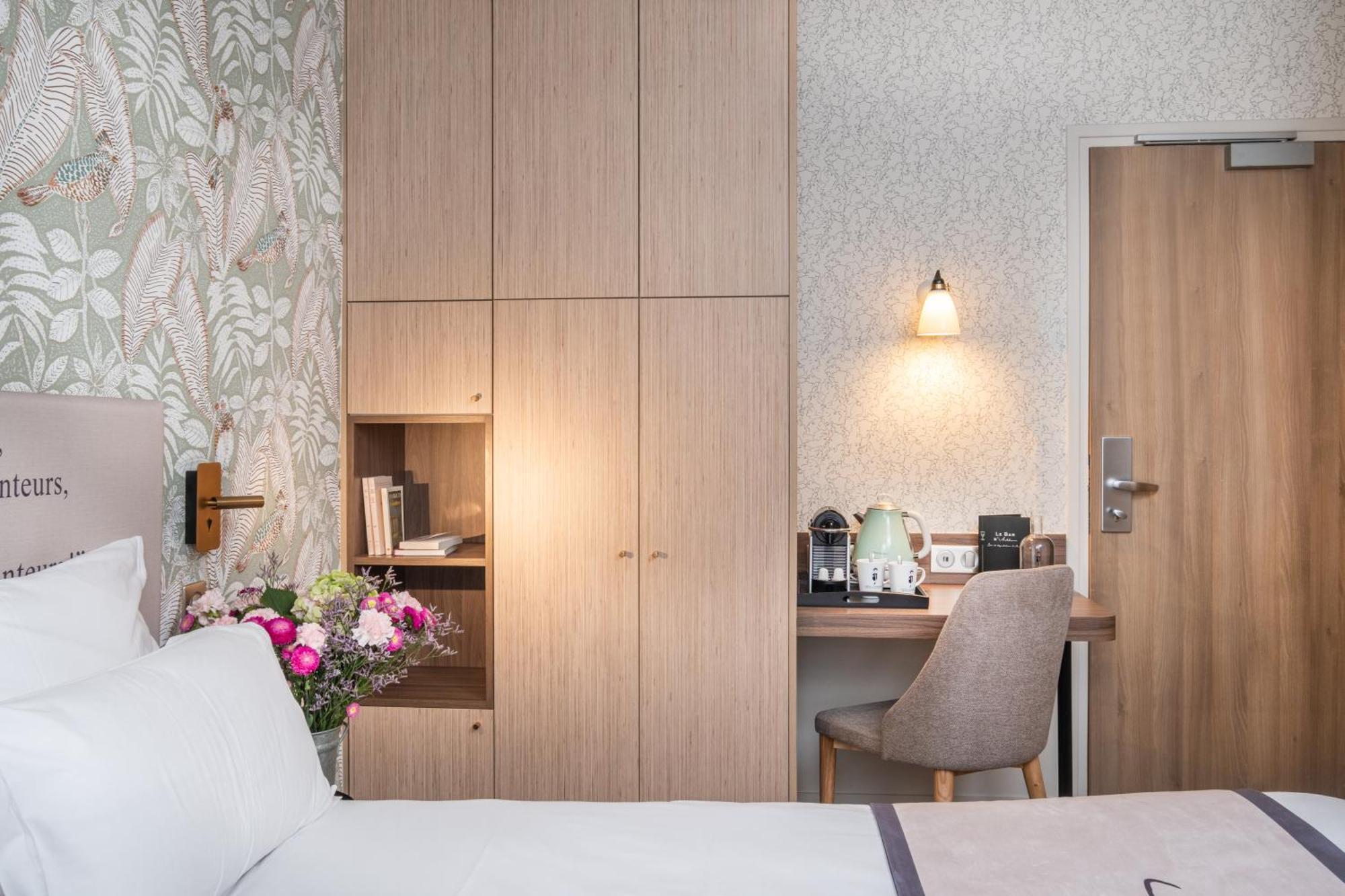 เสต์ เวสเทิร์น โฮเต็ล ลิตเตแรร์ อาร์เทอร์ แร็งโบด์ Hotel ปารีส ภายนอก รูปภาพ